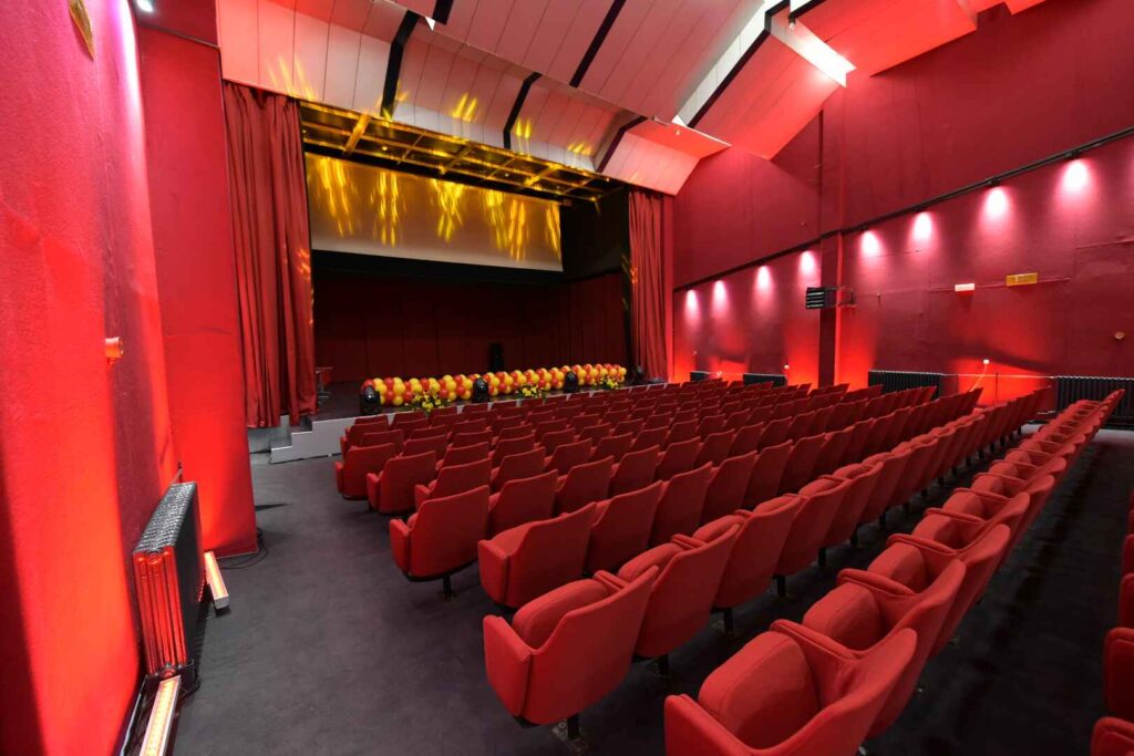 Заврши санацијата на ентериерот во НУ Центар за култура